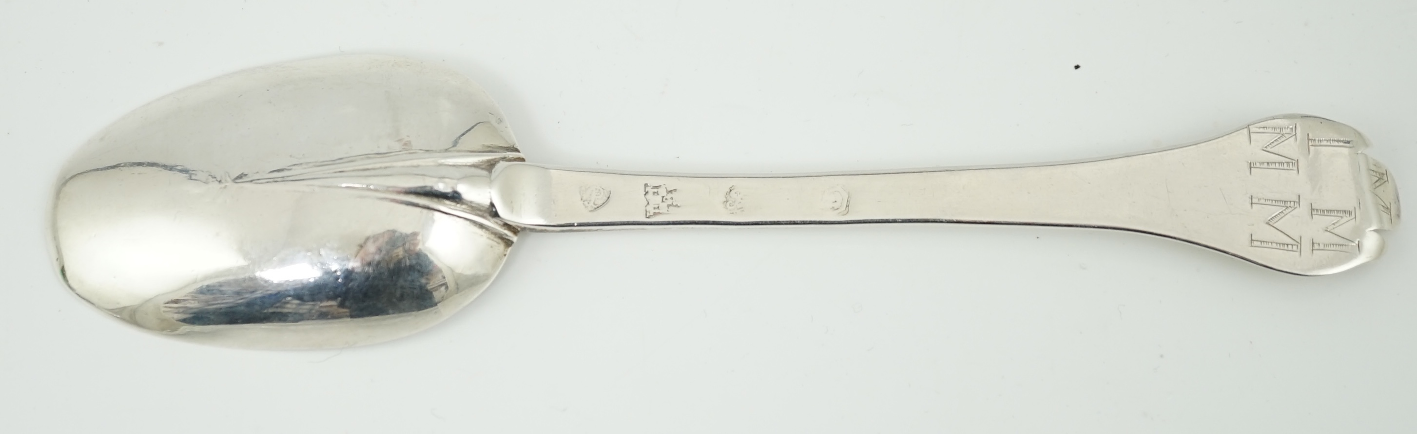 A William III Scottish silver trefid spoon, with rat tail bowl, maker James Penman, assay master John Borthwick, Edinburgh, 1694